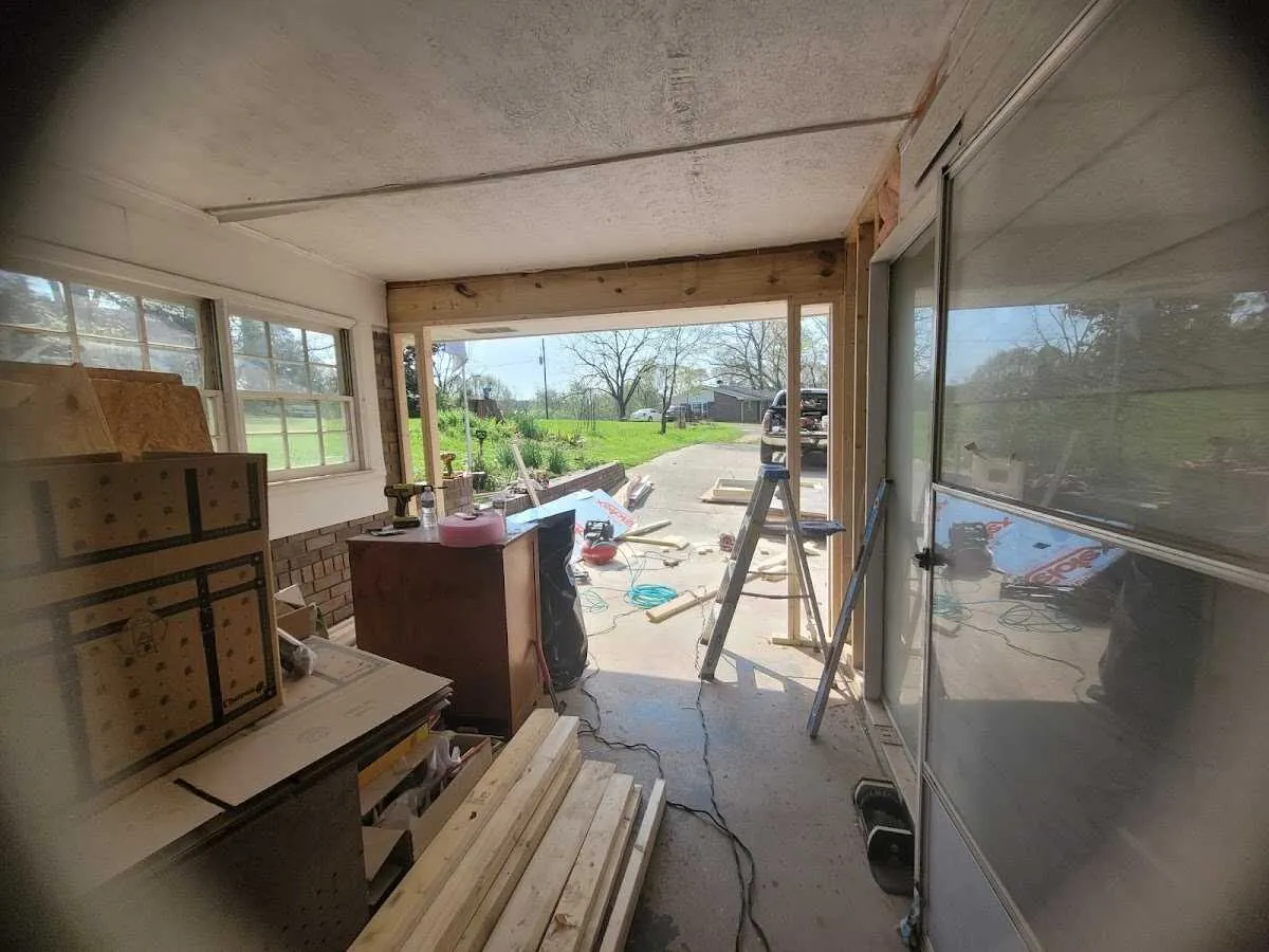 Air movers and dehumidifier for Drying & Dehumidification in Des Plaines